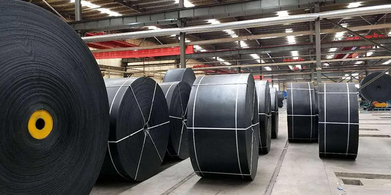 Industrial conveyor belt manufacturing for heavy-duty material handling and long service life