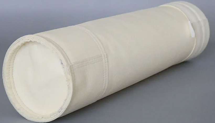 Darko manufactures high performance acrylic filter bags with excellent moisture resistance, ideal for dust removal in cement, woodworking and food processing.