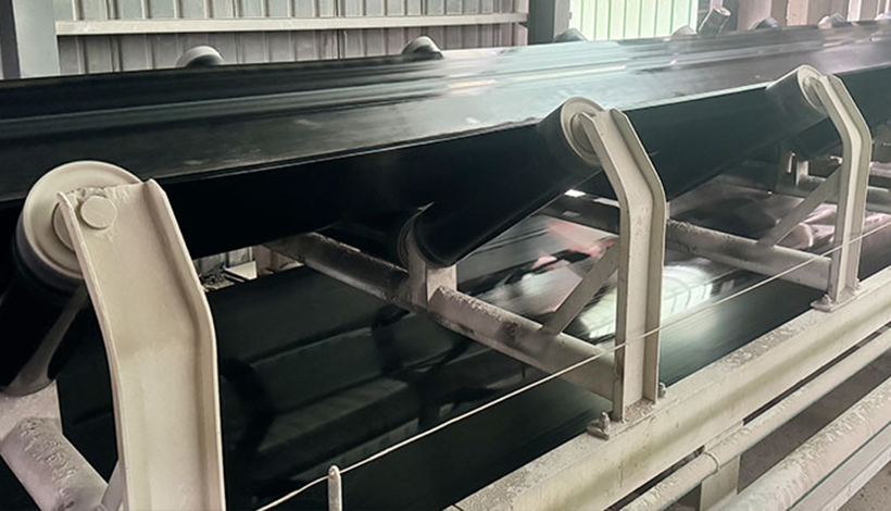 Belt conveyor roller