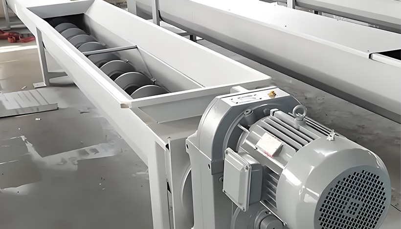 The U-type screw conveyor is a type of screw conveyor.