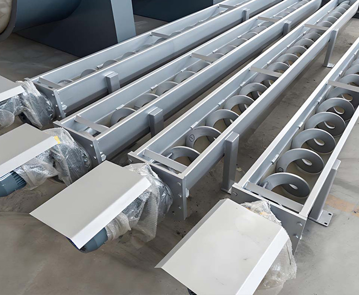 A screw conveyor is a mechanical device that uses a motor-driven rotating spiral to push materials for transportation.