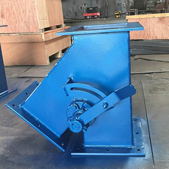 Side two way diverter valve