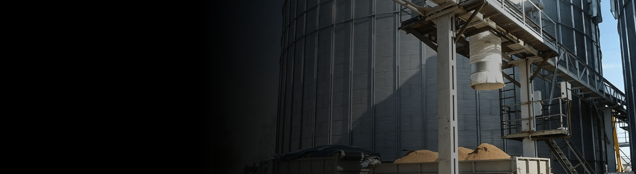 truck loading spout banner