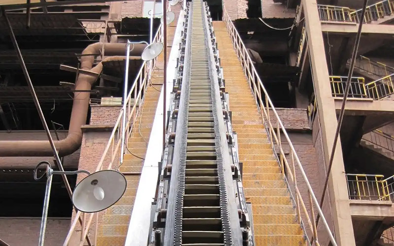 Structure Composition of Large Inclination Conveyor